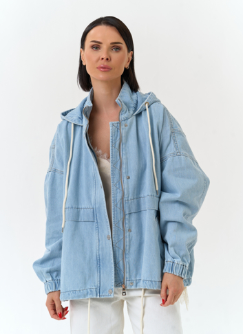 Женская джинсовая куртка с капюшоном