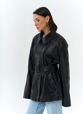 Женская куртка из натуральной кожи  с поясом