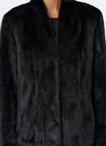 Укороченная шуба из меха норки 