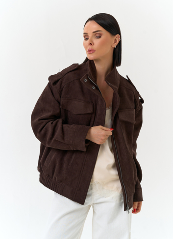 Женская куртка бомбер из эко замши 