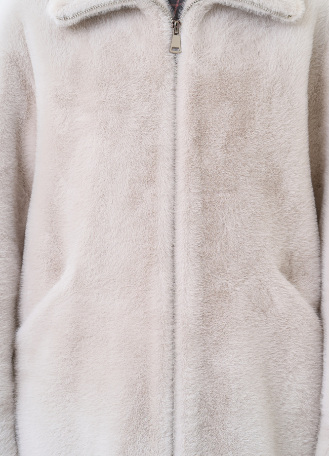 Женская шуба из эко меха с воротником стойкой модель № 31271 универмаг малина