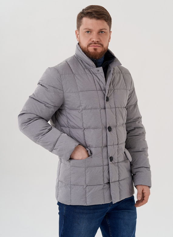 Мужская куртка серого цвета 