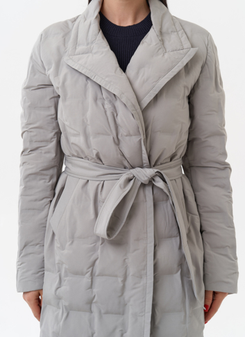 Женское утепленное пальто с английским воротником