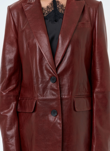 Жакет из натуральной кожи красного цвета
