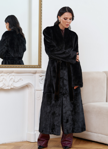 Женская длинная шуба из меха норки