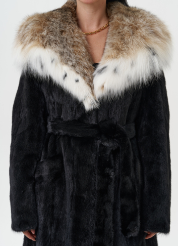 Норковая шуба с капюшоном из меха рыси