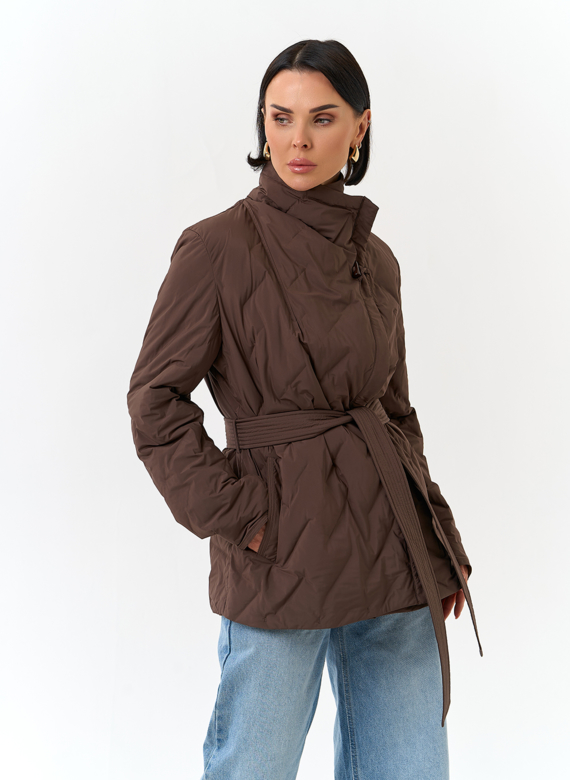 Женская куртка с поясом