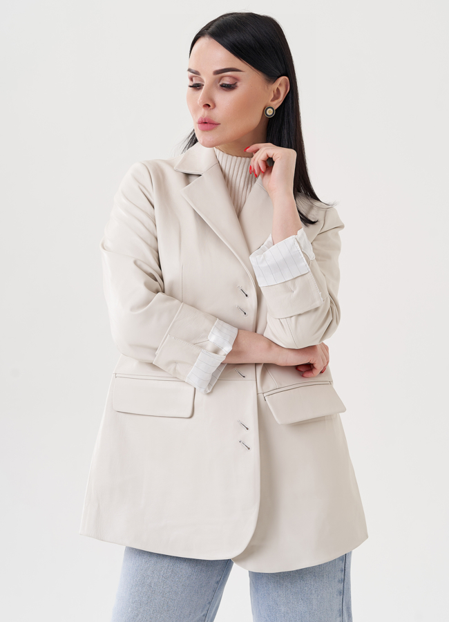 Женский пиджак из натуральной кожи  модель № 24482 меха малина