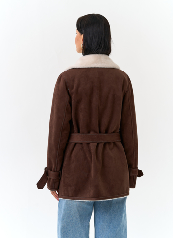 Женская дубленка из эко замши с английским воротником