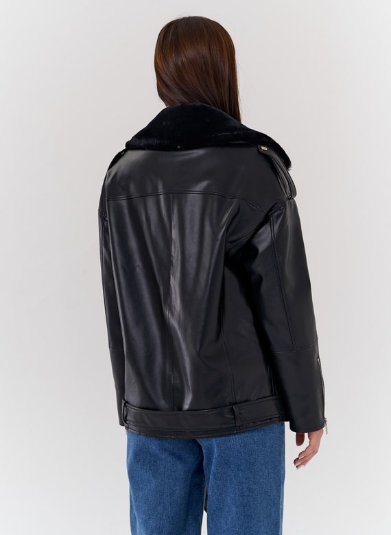 Куртка-косуха из эко кожи на утеплителе с натуральным мутоном