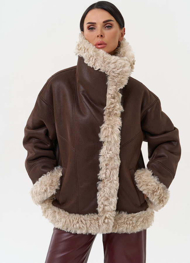 Дубленка из эко замши с высоким воротником модель № 31281 меха малина