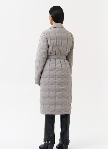 Женское утепленное пальто с английским воротником