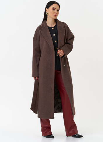 Женское пальто с английским воротником