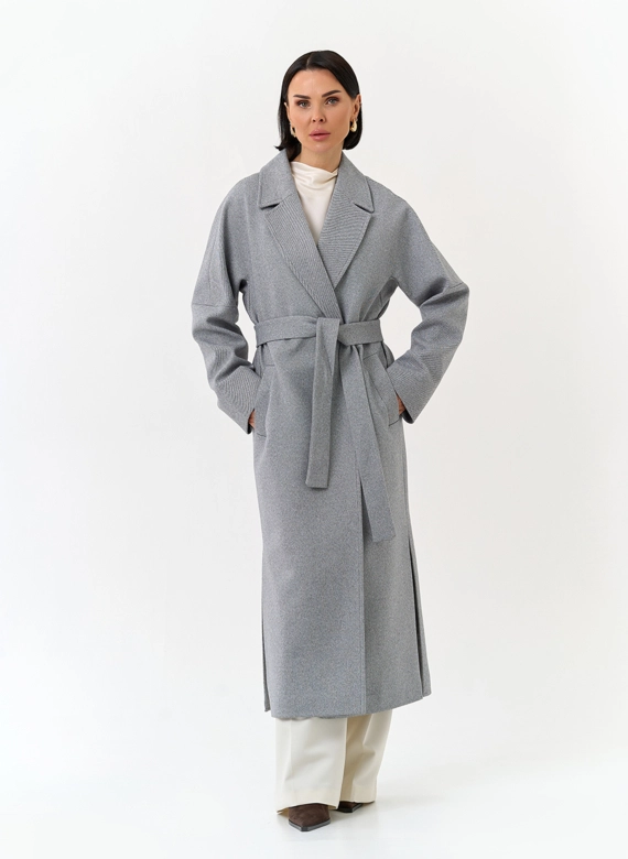 Женское пальто с английским воротником фото