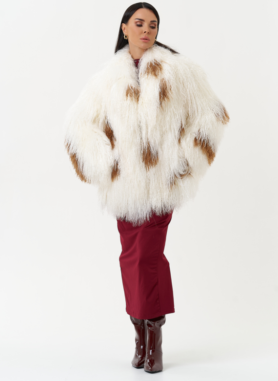 Женская шуба из меха ламы